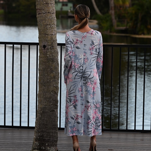 DEVORAH'S SECRET Modest Midi Dress Floral Light Blue &Pink / Regular& Plus sizes - Picture 4 of 5